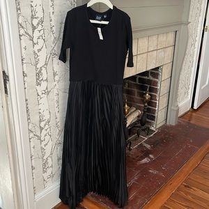 NWT Gap Midi Mixed fabric Pleat Dress P XS